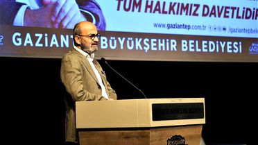 'Gelenekten Geleceğe Medeniyet Aklı' söyleşiye yoğun ilgi