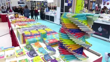 Ankara Kitap Fuarı'na yoğun ilgi -Arınç
