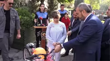 Ünal: 'Bayrağımıza, vatanımıza, devletimize, sahip çıkacağız'