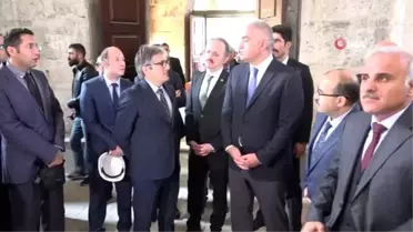 Bakan Ersoy'dan Ayasofya Camii için 'Ne gerekiyorsa yapacaksınız; bahane uydurmayın' talimatı