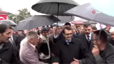 Enerji ve Tabii Kaynaklar Bakanı Fatih Dönmez: 'Şu anda Akdeniz'de iki adet sondaj gemimiz var,...