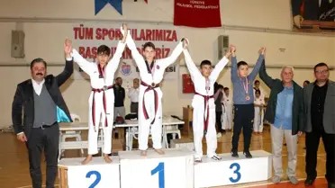 Bayramiç'te taekwondo şampiyonasına büyük ilgi
