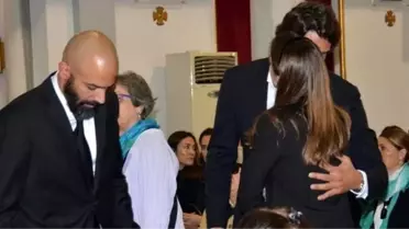İbrahim Kutluay, Edwina Sponza'yı babasının cenazesinde yalnız bırakmadı