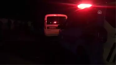 Olay yerine giden sağlık ve polis ekibine saldırı: 2 yaralı