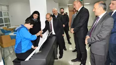 Otistik genç, azmi ve başardıkları ile herkese örnek oluyor