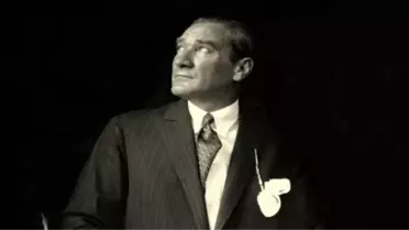 Cumhuriyetimizin Kurucusu Ulu Önder Atatürk'ü, 81 yıldır özlem ve saygıyla anıyoruz