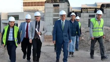 Rektör Uysal, DPÜ Kongre ve Kültür Merkezi inşaatını inceledi