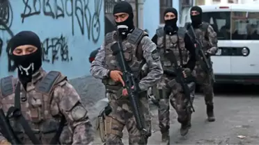 Gaziantep'te HDP'ye şafak vakti 500 PÖH operasyon düzenledi