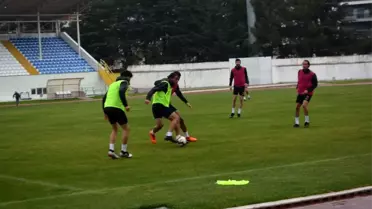 Isparta 32 Spor'da sağanak yağış altında Kepez maçı provası