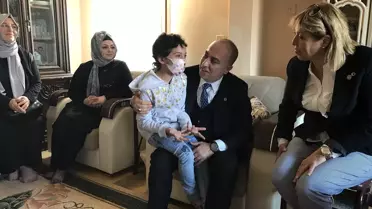 Yönter, lösemili çocuğu ziyaret etti