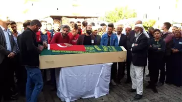 Akçakale'ye atılan roketle şehit olan vatandaş gözyaşlarıyla defnedildi