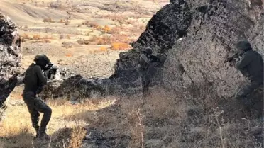 Hakkari'de PKK mühimmatı ele geçirildi