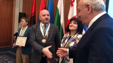 Gündoğdu'ya KEİPA Onur Madalyası