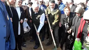 Binali Yıldırım: İzmir'de hedef, tekli eğitimi yüzde 100'e çıkarmak (2)