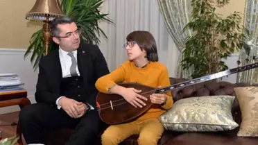 Küçük Bedirhan Vali Memiş'i büyüledi
