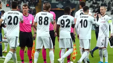 Oğuzhan Özyakup'a tribünlerden tepki
