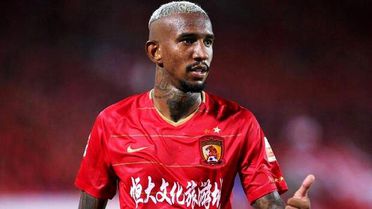 Anderson Talisca'nın takımı Guangzhou Evergrande, Çin'de şampiyon oldu!