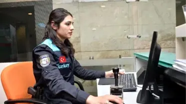 Hudut kapılarında görevli pasaport polislerinin kıyafeti değişti