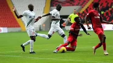 Süper Lig: Gaziantep FK: 1 - Denizlispor: 2 (Maç Sonucu)
