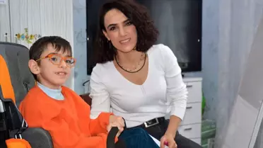 Minik Şerzan, evde eğitim hizmetiyle hayata tutunuyor