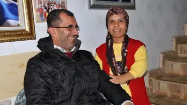 1.30'luk Özge ile görme engeli Rıza Demir'in bitmeyen aşkı