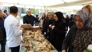 Üsküdar'da ikinci Tebessüm Kahvesinin açılışına yıldız yağmuru