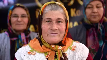 Arslanköy'ün tiyatrocu kadınları 'Yün Bebek' filminin ikincisi için harekete geçti