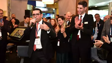 Sokak yemeğinin kraliçesi Jay Fai Perakende Günleri'nde…
