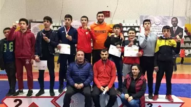 Anadolu Yıldızlar Ligi Güreş Grup Müsabakaları