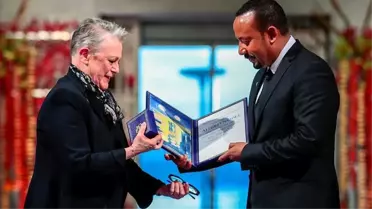 Etiyopa Başbakanı Abiy Ahmet Ali Nobel Barış Ödülü'nü Oslo'da düzenlenen törenle aldı