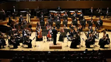 İzmir'de Olten Filarmoni Orkestrası'ndan yeni yıl konseri