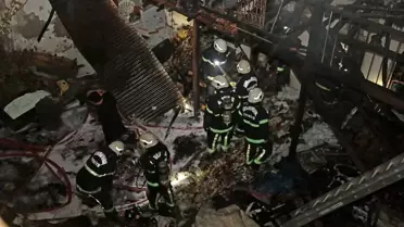 Kahramanmaraş'ta tüp patlaması sonucu ahşap ev yandı
