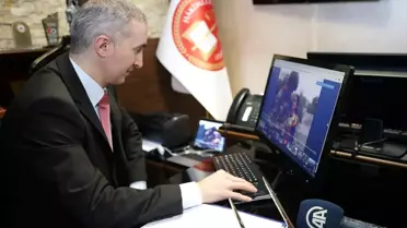 Düzce Cumhuriyet Başsavcısı Çelik, AA'nın 'Yılın Fotoğrafları' oylamasına katıldı