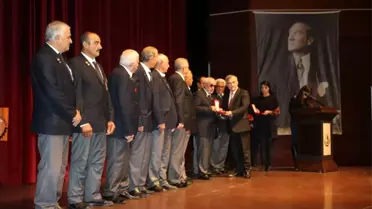 Kıbrıs Gazileri 45 yıl sonra madalya ve beraat belgelerine kavuştu