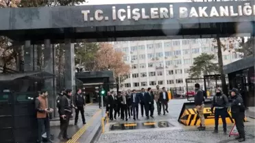 Yeni partinin kuruluş başvurusu yapıldı