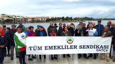 Datça'da emeklilerden eylem