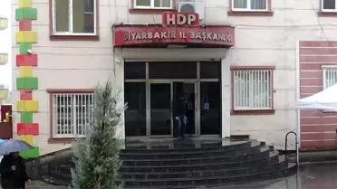 PKK tarafından kaçırılan polis memuru Vedat Kaya'nın annesi Emine Kaya: 'Bende Kürdüm, ama onlar...