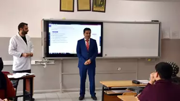 Okul müdürünün velilere gönderdiği 'nazik mesaj' ses getirdi