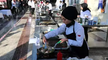 Safranbolu'da öğrenciler en güzel yöresel yemeği yapmak için yarıştı