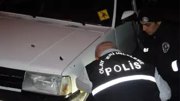 Seyir halindeki otomobile kurşun yağdırdılar