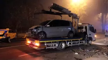 Otomobil taksiye çarptı: 2 yaralı