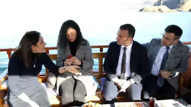 Başkan Kibar, gezinti teknesine konuk oldu