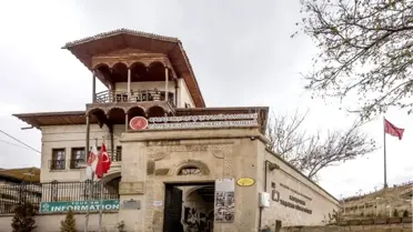 NEVÜ'ye 'Maddi Folklor Ürünlerini Derleme ve Yaşatma Ödülü'