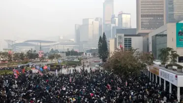 Hong Kong'da Uygur Türklerine destek gösterisine polis müdahalesi