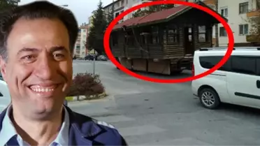 Kemal Sunal'ın 'Gülen Adam' filmi gerçek oldu, evi kamyonla taşıdı