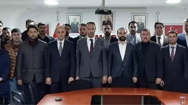 22 Ülkü Ocağı'nın yöneticilerinden MHP Bursa Teşkilatı'na ziyaret
