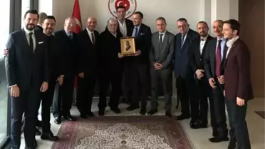 Genç iş insanları Beyrut’ta pazar aradı 