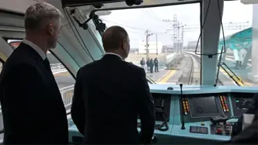 Putin, Rusya ile ilhak ettiği Kırım arasındaki Avrupa'nın en uzun köprüsünü açtı