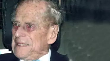 98 Yaşındaki İngiltere Prensi Philip'in Görüntüsü Şok Etti