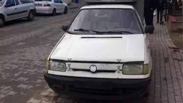 Hurdaya ayrılan kamyoneti sahte plaka takıp, ehliyetsiz kullanırken yakalandı
